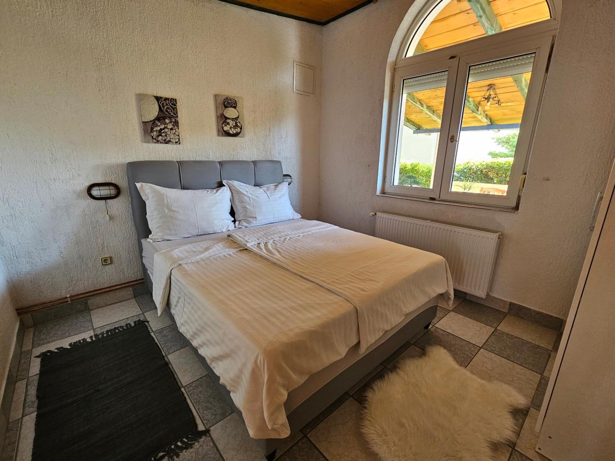Apartmani Sanja Klenovica Exterior foto