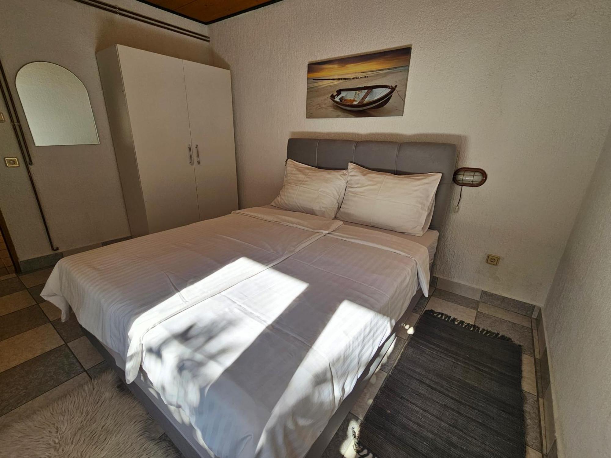 Apartmani Sanja Klenovica Exterior foto
